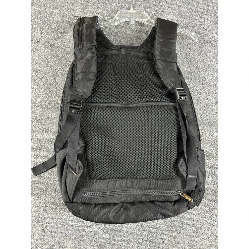 Briggs & Riley-High End Luggage-Verb Live Backpack-VB415-4-Multiple Compartments